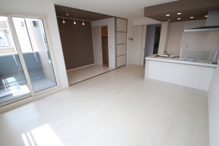 居室・リビング　LDK13.5帖