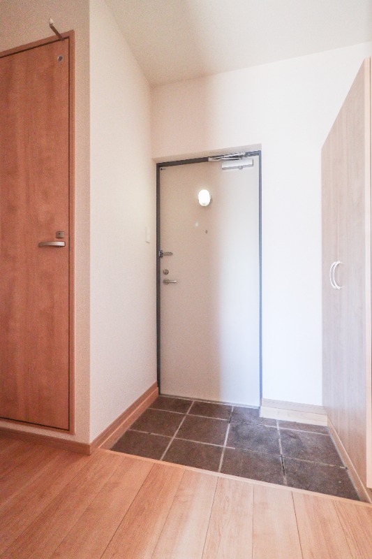 玄関　図面と現状に相違がある場合には現状を優先