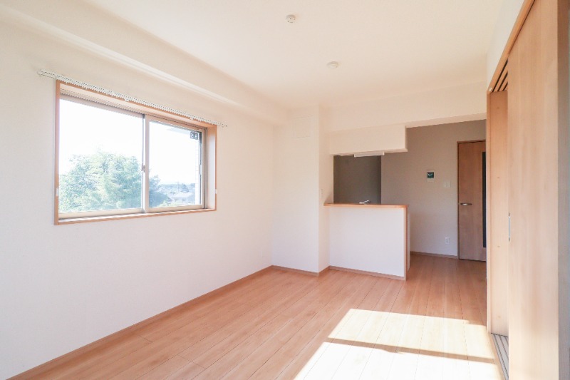 居室・リビング　図面と現状に相違がある場合には現状を優先