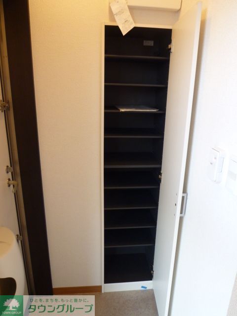 玄関　シューズボックス