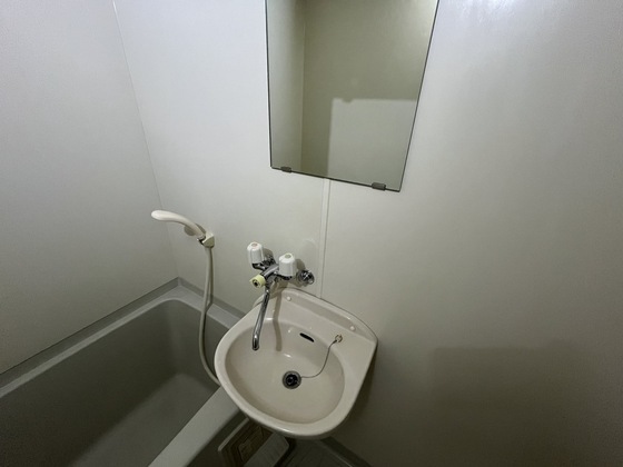 洗面設備　※別部屋の写真です