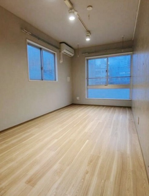 居室・リビング　同仕様写真