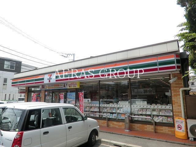 コンビニ　セブンイレブン江戸川篠崎5丁目店（コンビニ）まで648m