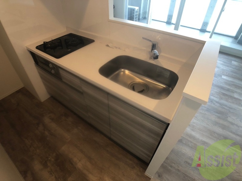 キッチン　リビングが見渡せる対面キッチンになってます。