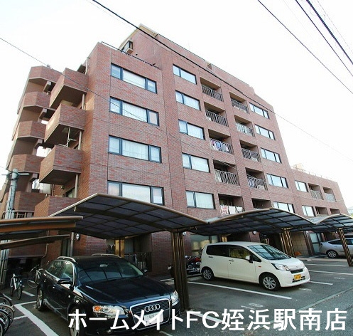 建物外観　★立派なマンションタイプ♪★
