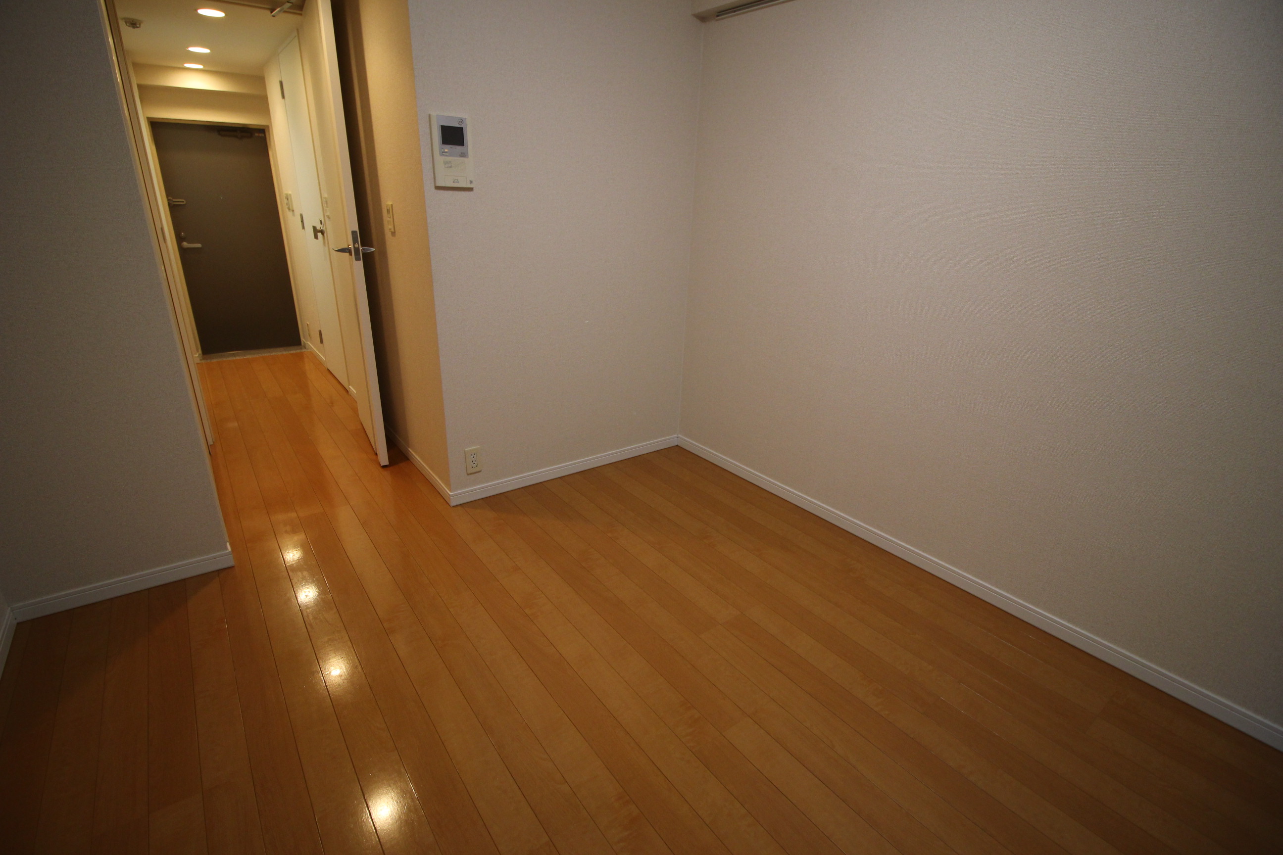 居室・リビング　※同物件、別部屋になります。