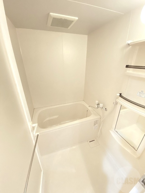 バス・シャワールーム　同タイプの別部屋の写真