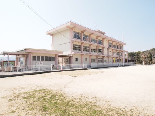 小学校　宮若市立宮田北小学校（小学校）まで2038m