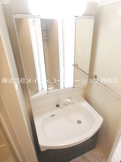 洗面設備　※同施工会社参考写真