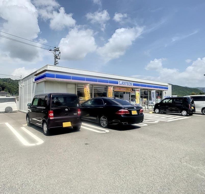 コンビニ　ローソン山口大内氷上二丁目店（コンビニ）まで953m