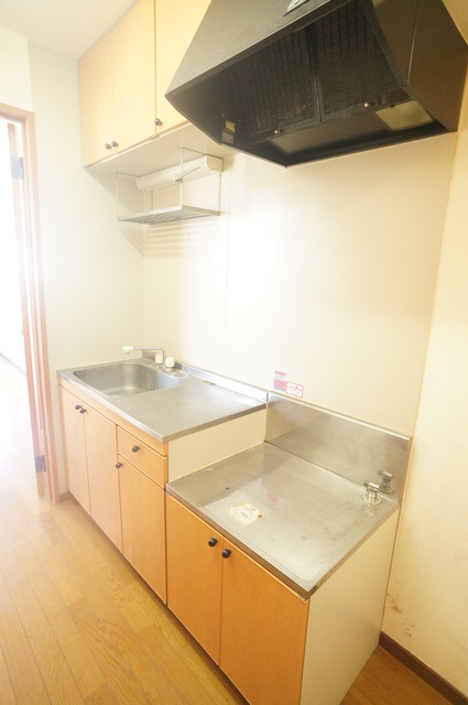 キッチン　１口よりも料理の時間短縮ができる２口コンロ設置可能！