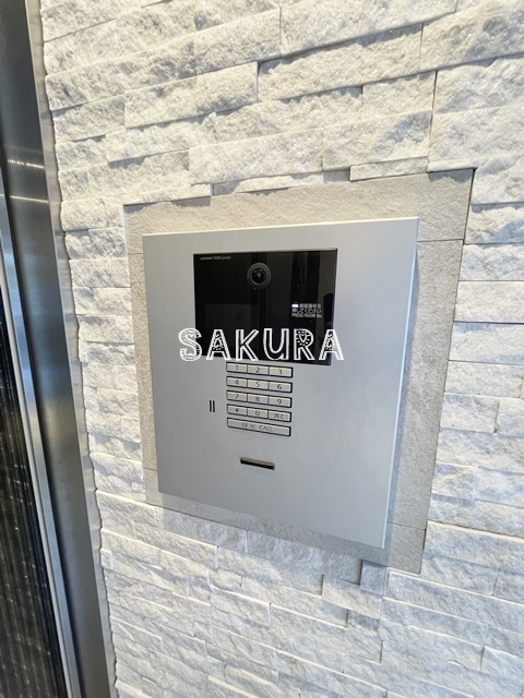 セキュリティ　不審者、勧誘員をシャットアウトできるオートロックです♪