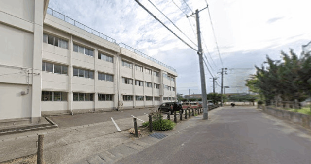 中学校　新潟市立東新潟中学校（中学校）まで1481m