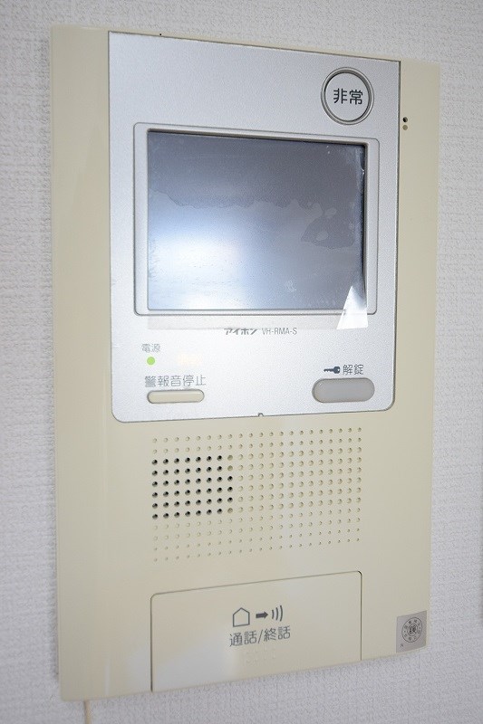 セキュリティ　モニター付きインターホン