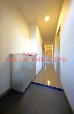 玄関　シンプルで使いやすい玄関です