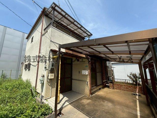 建物外観　外観は落ち着いています