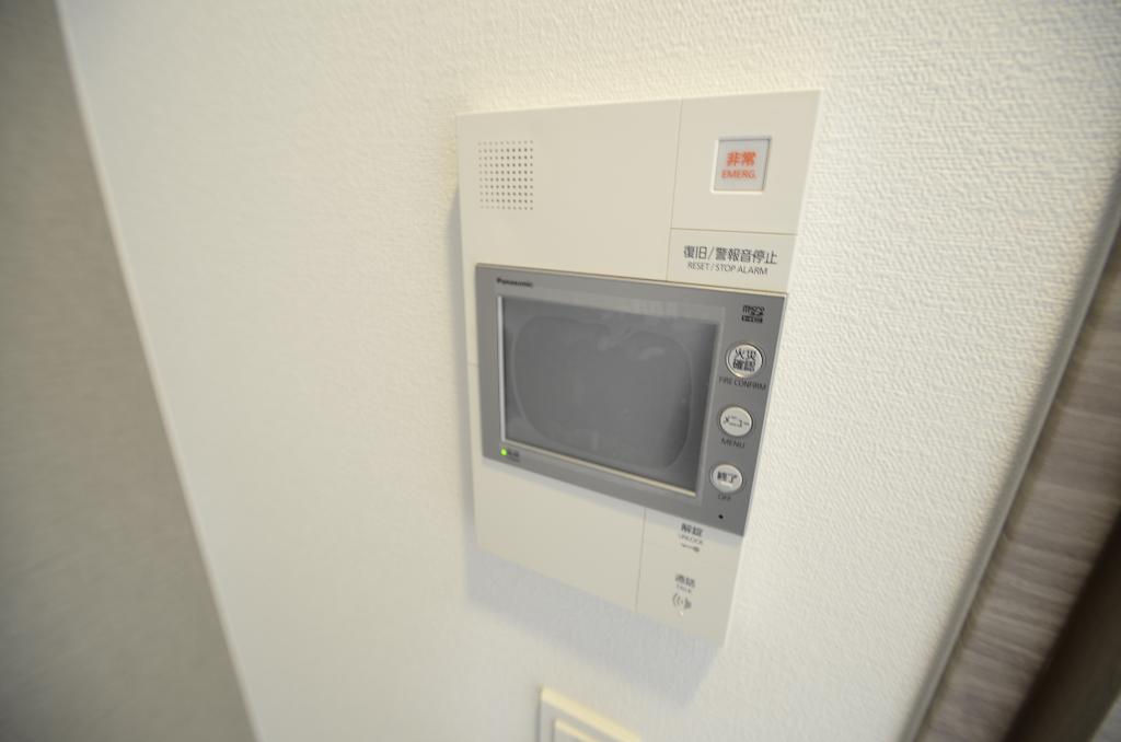 セキュリティ　カメラ付インターホン