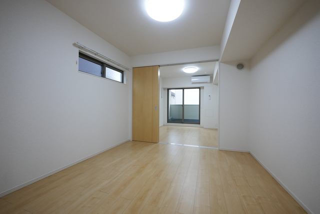 居室・リビング　★広々としたお部屋ですね★