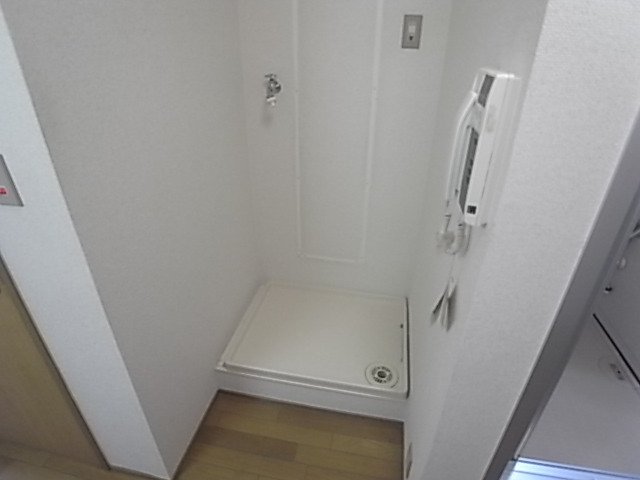 その他　室内洗濯機置き場付きです。