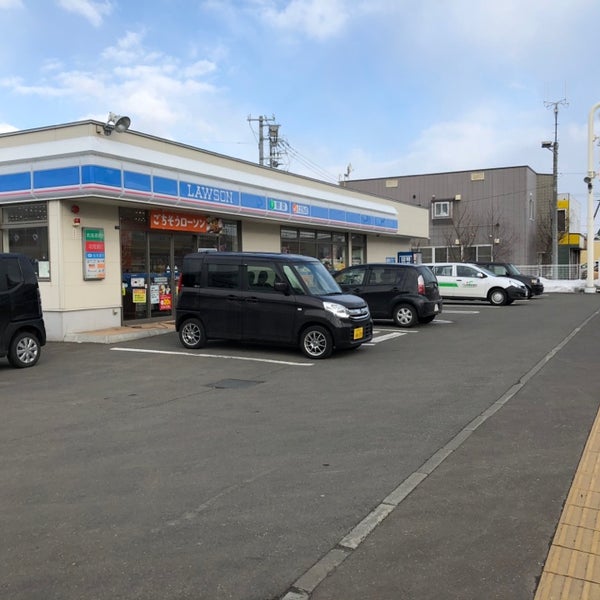 コンビニ　ローソン札幌前田7条店（コンビニ）まで594m