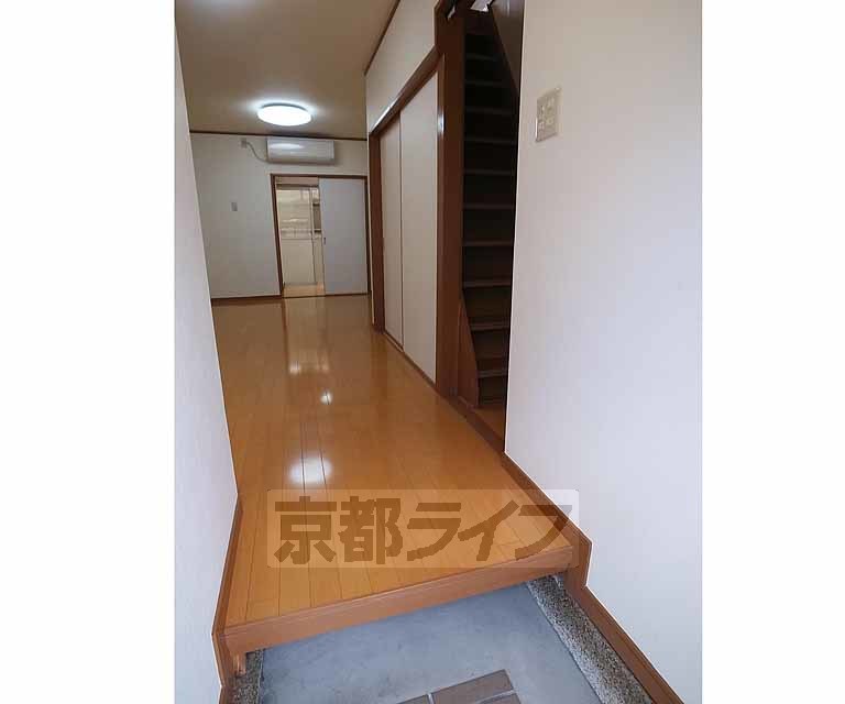 玄関　玄関からです！