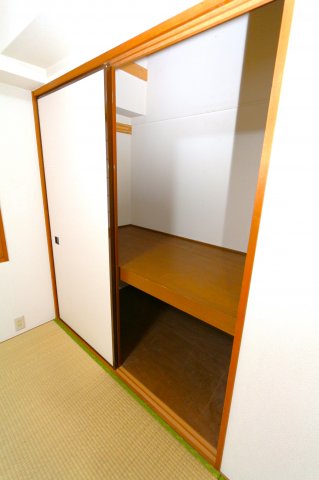 収納　参考写真（同物件別部屋）