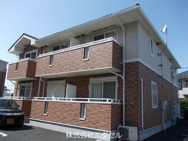 建物外観　泉体育館駅徒歩圏内です。