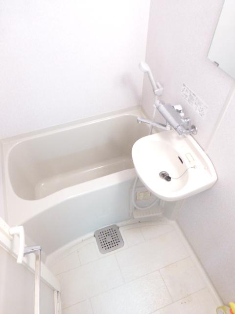 バス・シャワールーム　バス※別部屋参考写真