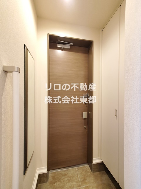 玄関　マルチシューズクロークで靴類もたっぷり収納♪