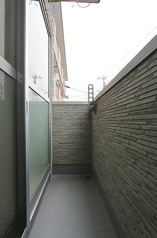 バルコニー　洗濯物はこちらに干せます