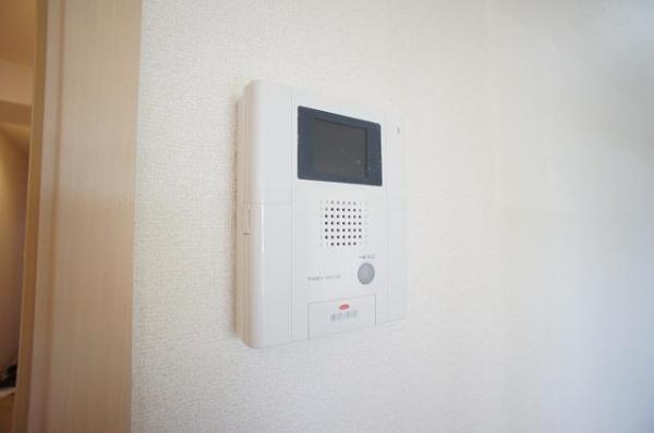 セキュリティ　モニター付きインターホン