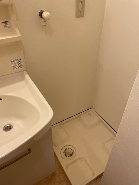 洗面設備　※参考写真(同タイプ561号室)