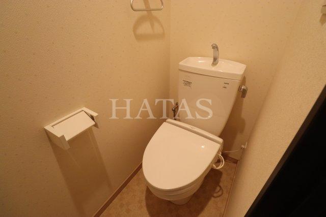 トイレ　同物件別部屋です