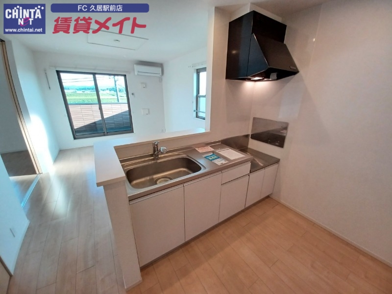 キッチン　同型反転画像参考