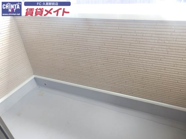 バルコニー　同型反転画像参考