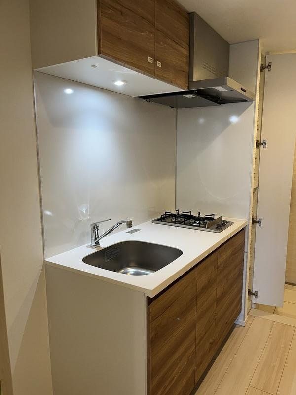 キッチン　※同タイプの別のお部屋です。
