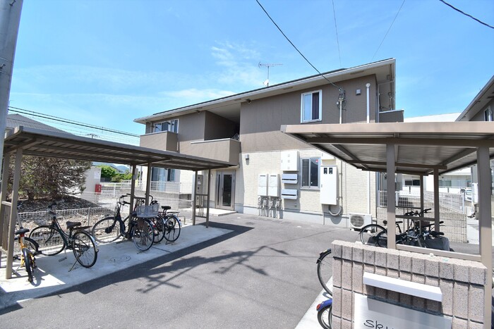 建物外観　B棟外観