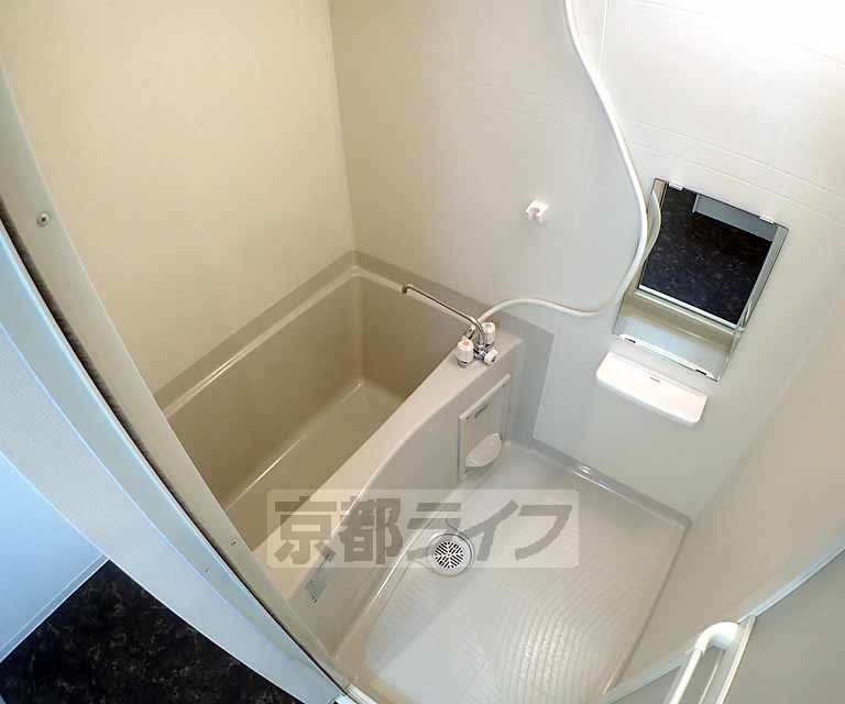 バス・シャワールーム　とても綺麗な浴室です。