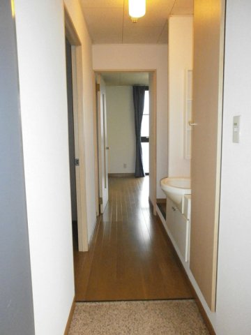 玄関　シンプルで使いやすい玄関です