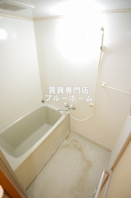 バス・シャワールーム　浴室です！