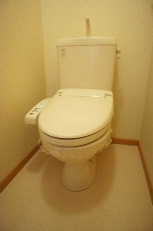 トイレ　図面と現状に相違がある場合には現状を優先