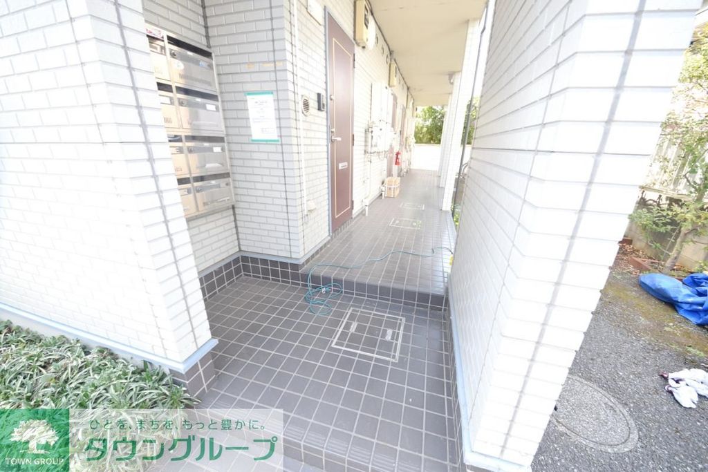 エントランス　エントランス