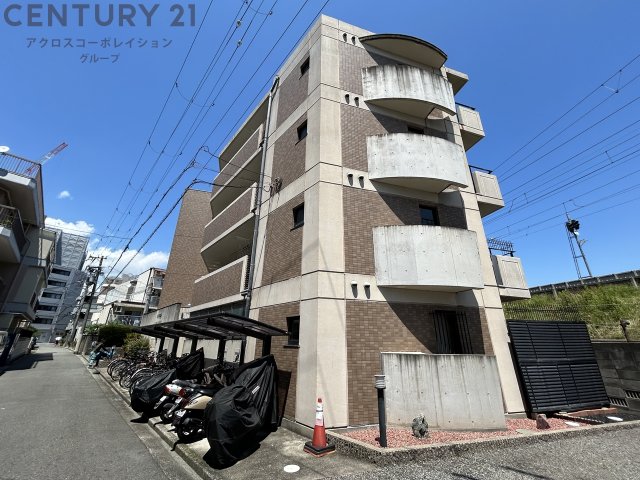 建物外観　オートロック付きで外部からの出入りがなく安心です