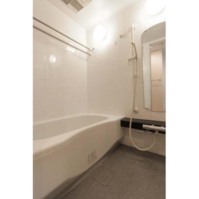 バス・シャワールーム　※写真は同タイプ住戸です。