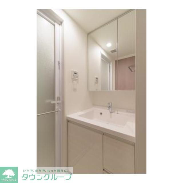 洗面設備　※写真は同タイプ住戸です。