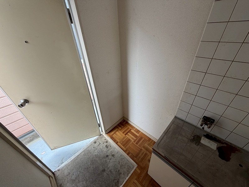 玄関　他部屋写真参考