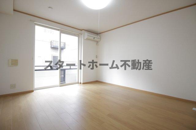 その他部屋・スペース　落ち着いて過ごせるお部屋なので、寝室にいかがでしょうか
