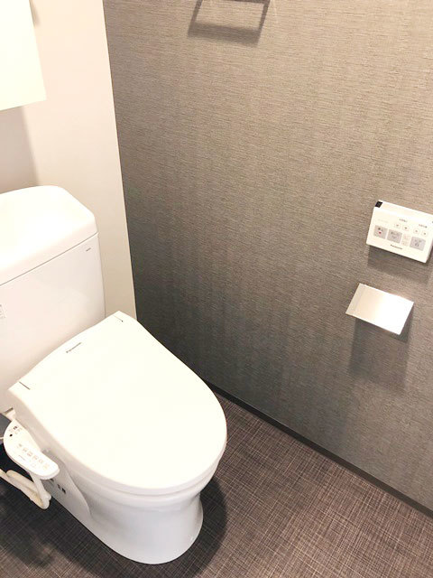 トイレ　※写真は同タイプ住戸です。