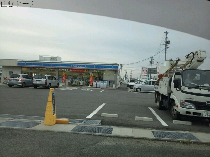 コンビニ　ローソン四日市楠町北五味塚店（コンビニ）まで166m