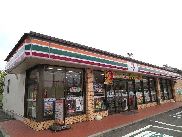 コンビニ　セブンイレブン（コンビニ）まで450m